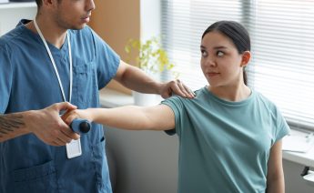 How Fitness Tracking Habits Lead to Neck and Shoulder Pain