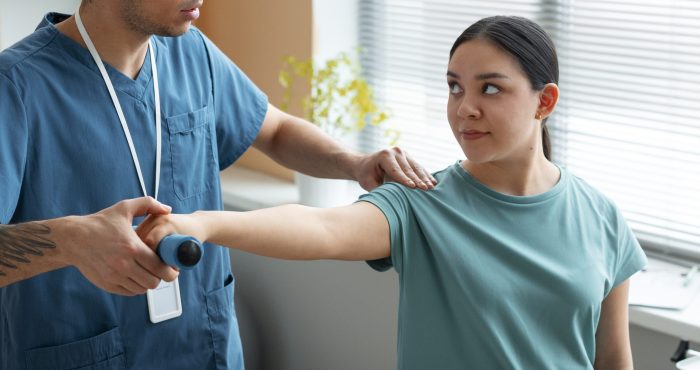 How Fitness Tracking Habits Lead to Neck and Shoulder Pain