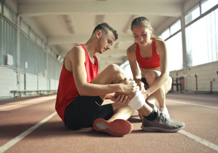 Musculoskeletal Injuries: Sprains, Strains and Breaks – The Difference